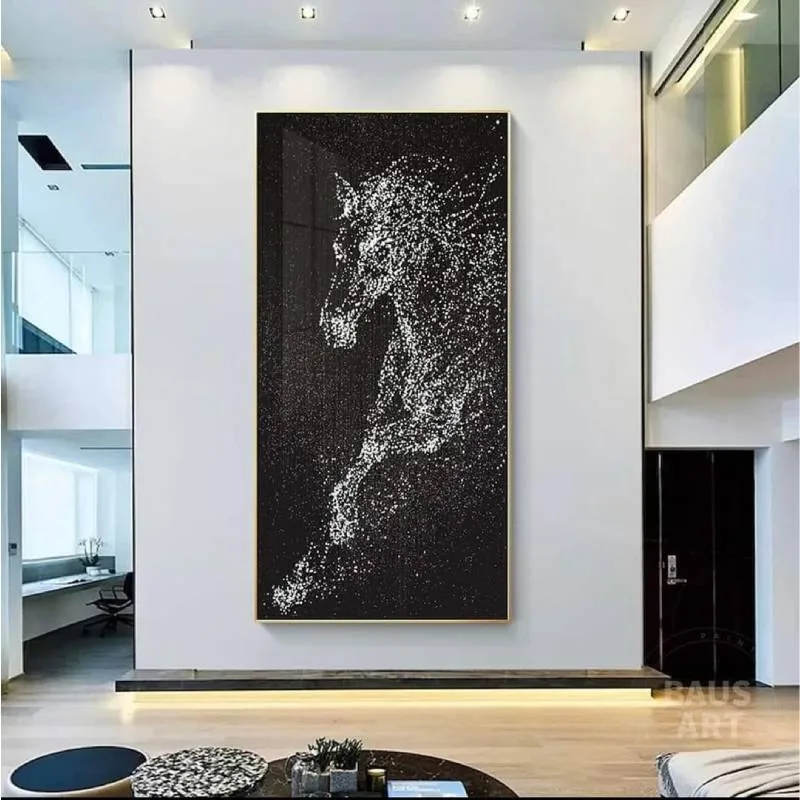 برواز الحصان المضيء