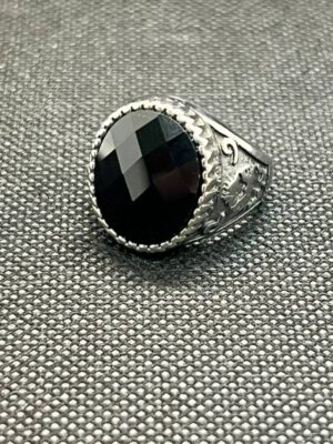 خاتم السلطان اسود