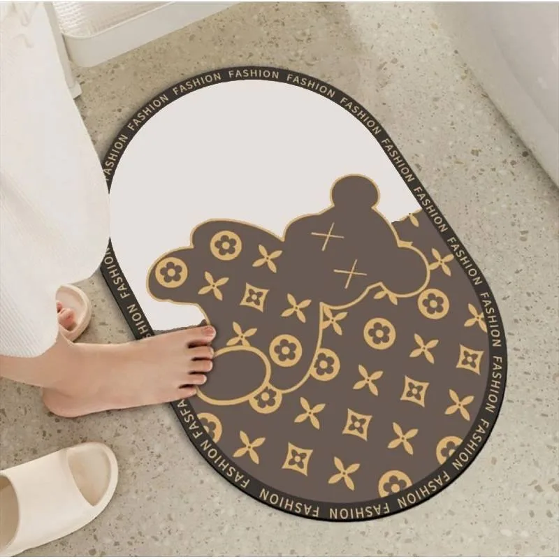 دعاسات بتصميم LV