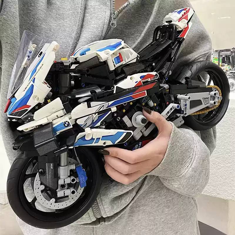 قطع تركيب دراجة BMW