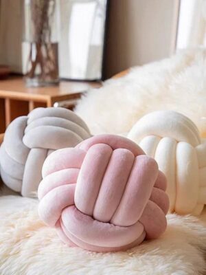 كشن كرة كبير