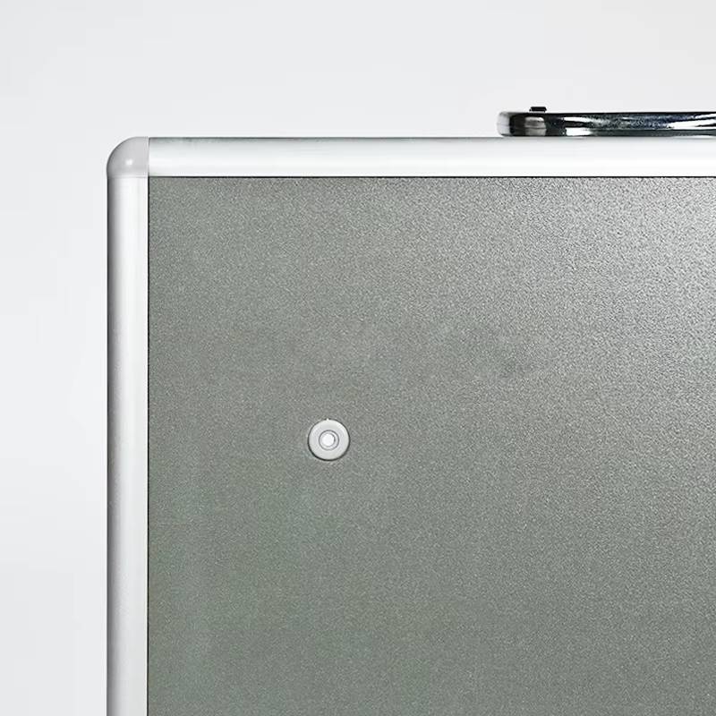 صندوق الاسعافات الاولية كبير