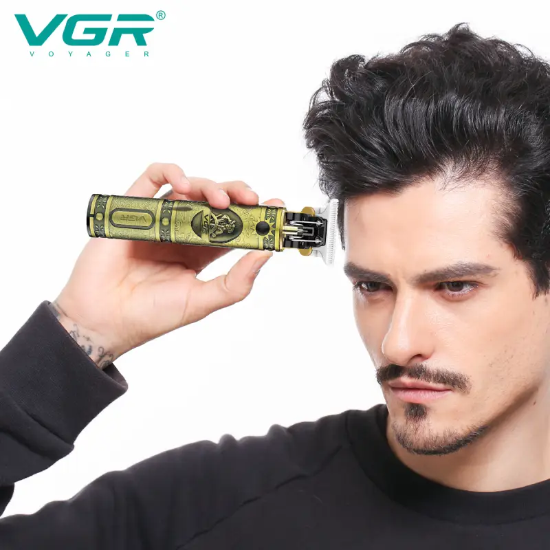 ماكينة حلاقة VGR V-085