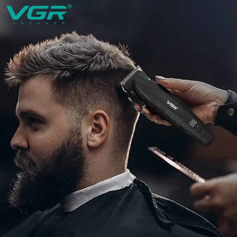 ماكينة حلاقة VGR V-640